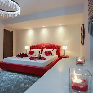 J'me Boutique - Adults Only San Julián